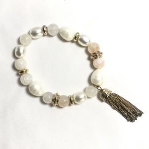 Chico’s Tassel Gold & Pearl bracelet